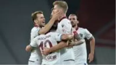 Son Dakika: Alanyaspor'u 2-0 yenen Trabzonspor, Türkiye Kupası'nı müzesine götürdü Son Dakika: Alanyaspor'u 2-0 yenen Trabzonspor, Türkiye Kupası'nı müzesine götürdü
