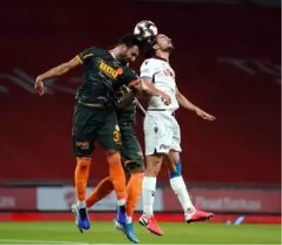 Ziraat Türkiye Kupası Finali: Trabzonspor: 1 Aytemiz Alanyaspor: 0 (İlk yarı) Ziraat Türkiye Kupası Finali: Trabzonspor: 1 Aytemiz Alanyaspor: 0 (İlk yarı)
