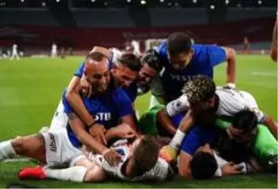 Son dakika... Ziraat Türkiye Kupası Finali: Trabzonspor: 2 Aytemiz Alanyaspor: 0 (Maç sonucu) Son dakika... Ziraat Türkiye Kupası Finali: Trabzonspor: 2 Aytemiz Alanyaspor: 0 (Maç sonucu)