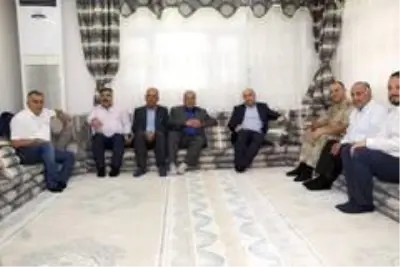 Son dakika haberleri: 4 eşi, 56 çocuğu ve 300'den fazla torunu olan Hamo Ağa'ya 'Barış Elçisi' plaketi Son dakika haberleri: 4 eşi, 56 çocuğu ve 300'den fazla torunu olan Hamo Ağa'ya 'Barış Elçisi' plaketi