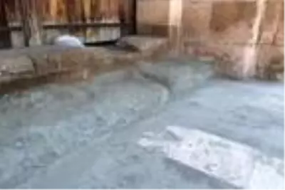700 yıllık kervansarayda 'korsan' restorasyon yaptıran muhtar hakkında suç duyurusu 700 yıllık kervansarayda 'korsan' restorasyon yaptıran muhtar hakkında suç duyurusu