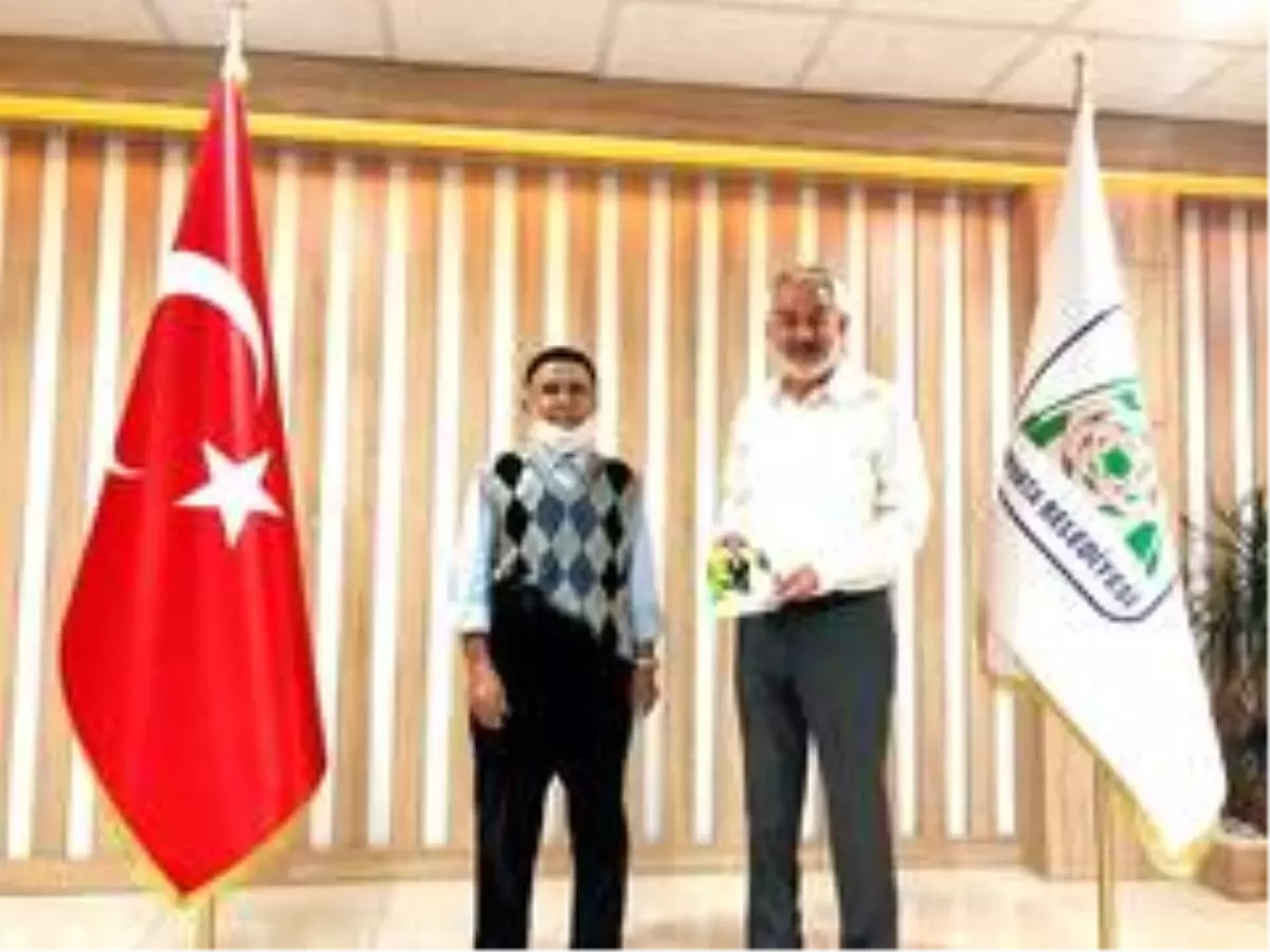 89 yaşındaki Bocce sporcusu madalyaya doymuyor