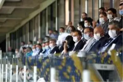 Adana Demirspor Fatih Karagümrük maçında protokol tribününe yoğun ilgi Adana Demirspor Fatih Karagümrük maçında protokol tribününe yoğun ilgi