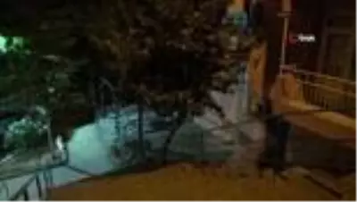 Balkondan çevreye ateş eden alkollü şahıs korku dolu anlar yaşattı Balkondan çevreye ateş eden alkollü şahıs korku dolu anlar yaşattı