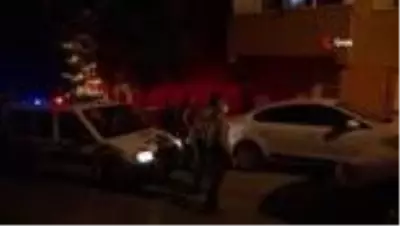 Balkondan çevreye ateş eden alkollü şahıs korku dolu anlar yaşattı Balkondan çevreye ateş eden alkollü şahıs korku dolu anlar yaşattı