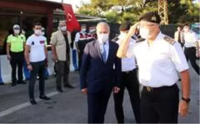 Bodrum rekora koşuyor: 12 saatte 40 bin, 4 günde 151 bin araç giriş yaptı Bodrum rekora koşuyor: 12 saatte 40 bin, 4 günde 151 bin araç giriş yaptı