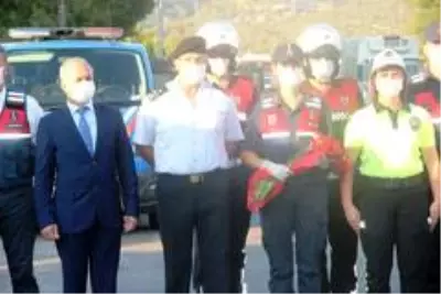 Bodrum rekora koşuyor: 12 saatte 40 bin, 4 günde 151 bin araç giriş yaptı Bodrum rekora koşuyor: 12 saatte 40 bin, 4 günde 151 bin araç giriş yaptı