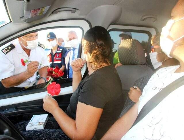 Bodrum rekora koşuyor! 12 saatte 40 bin, 4 günde 151 bin araç giriş yaptı