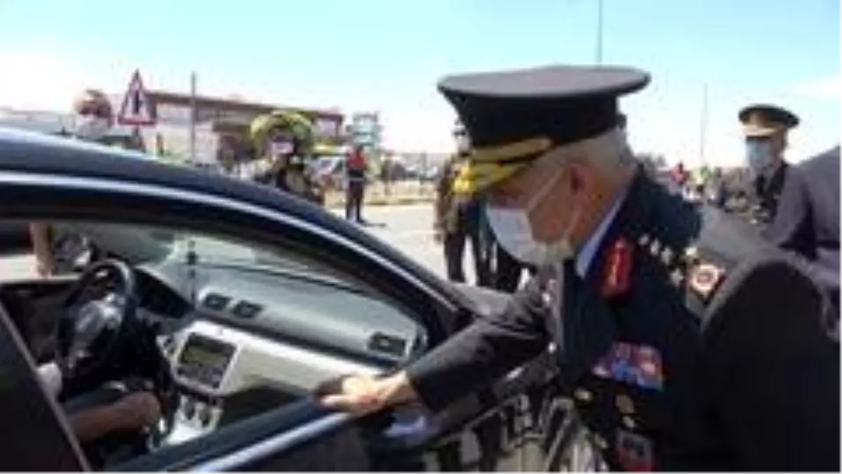 Jandarma Genel Komutanı Orgeneral Çetin trafik denetimine katıldı
