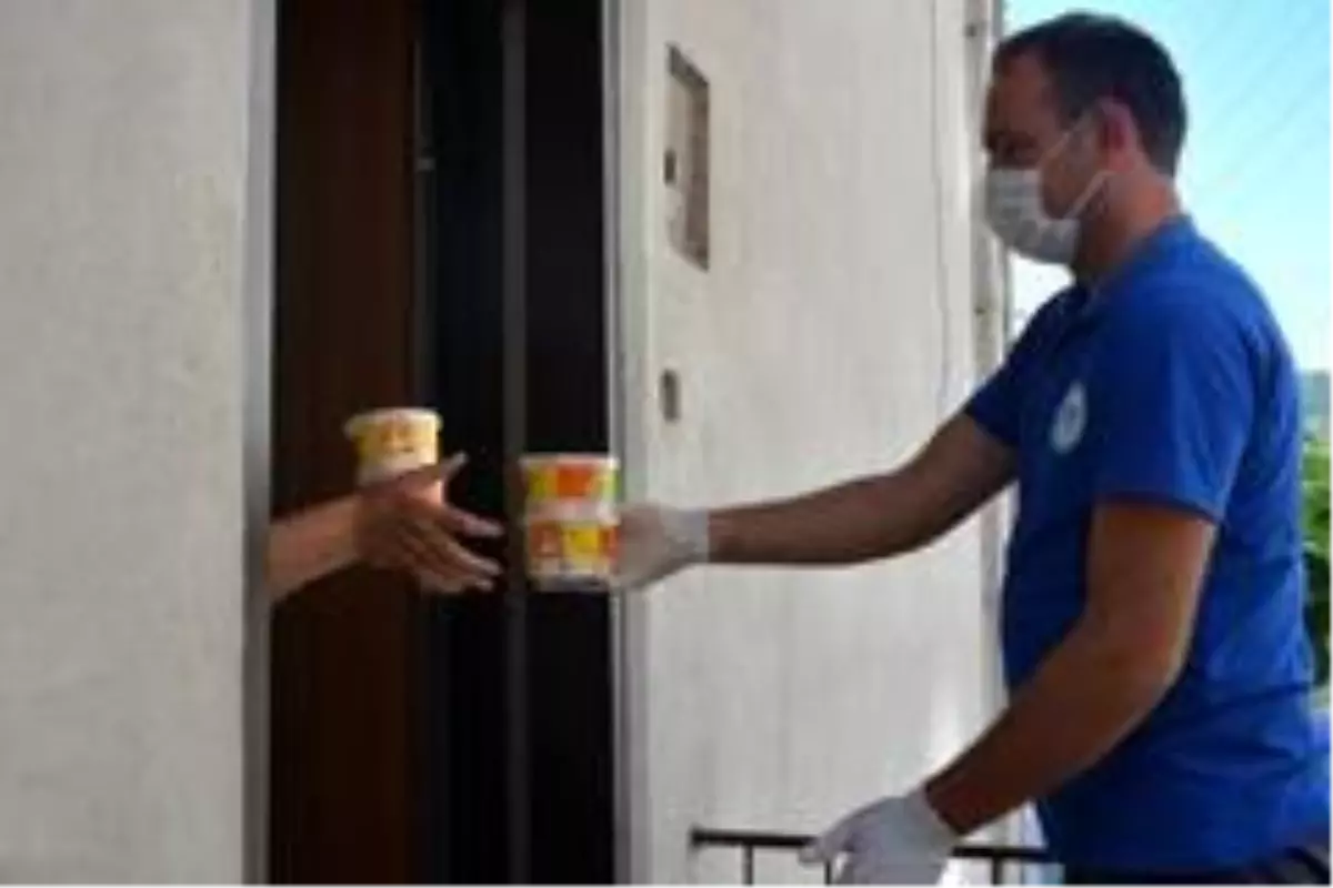 Kdz. Ereğli'de bin 300 aileye kavurma ikram edildi