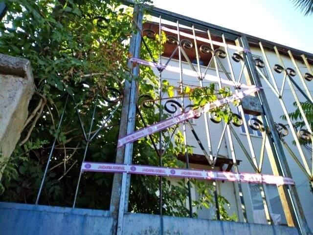 Lojman karantinaya alındı, mahalleli tedirgin