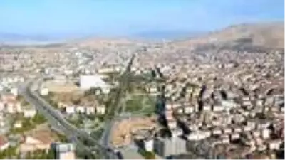 Malatya Valisi, bayram öncesi vatandaşları uyardı: Tedbirlere uymazsak bayramdan sonraki süreç zor geçebilir Malatya Valisi, bayram öncesi vatandaşları uyardı: Tedbirlere uymazsak bayramdan sonraki süreç zor geçebilir
