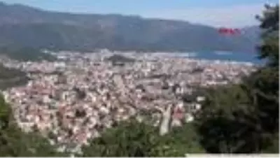Marmaris'in turistik mahallelerinde tatilci yoğunluğu Marmaris'in turistik mahallelerinde tatilci yoğunluğu