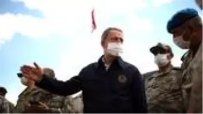 Milli Savunma Bakanı Hulusi Akar'dan Yunanistan sınırındaki birliklere sürpriz denetim Milli Savunma Bakanı Hulusi Akar'dan Yunanistan sınırındaki birliklere sürpriz denetim