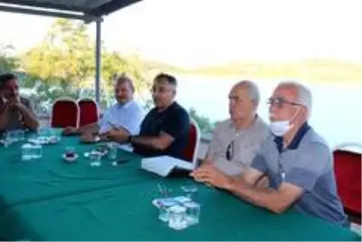 Son Dakika: Muhtarlardan Kaymakam Yavuz onuruna veda yemeği Son Dakika: Muhtarlardan Kaymakam Yavuz onuruna veda yemeği
