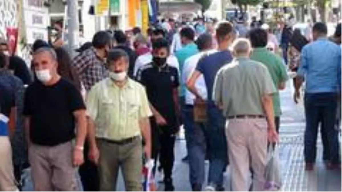 Sivas'ta bayram alışverişi yoğunluğu