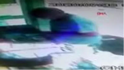 Son dakika haber! TRABZON Büfedeki telefon hırsızlığı kamerada Son dakika haber! TRABZON Büfedeki telefon hırsızlığı kamerada