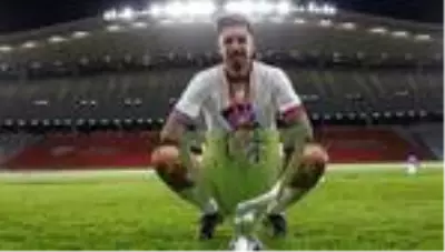 Trabzonspor'da Jose Sosa'dan ayrılık cevabı! Trabzonspor'da Jose Sosa'dan ayrılık cevabı!