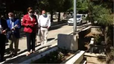 Uşak protokolü, Kurban Bayramı öncesinde şehitlik ziyaretinde bulundu Uşak protokolü, Kurban Bayramı öncesinde şehitlik ziyaretinde bulundu