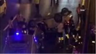 Son dakika haber... Zeytinburnu'nda 'makas atma' zincirleme kazayla bitti: 1'i ağır 4 yaralı Son dakika haber... Zeytinburnu'nda 'makas atma' zincirleme kazayla bitti: 1'i ağır 4 yaralı