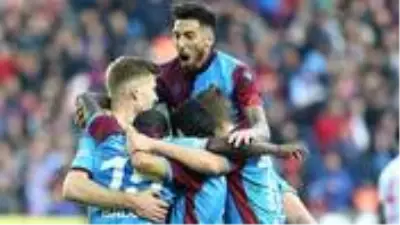 Trabzonspor Başkanı Ahmet Ağaoğlu, Jose Sosa'nın gitmesini istemiyor: Bizimle kal Trabzonspor Başkanı Ahmet Ağaoğlu, Jose Sosa'nın gitmesini istemiyor: Bizimle kal