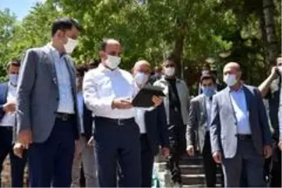 Bakan Kurum Konya'da ziyaretlerde bulundu Bakan Kurum Konya'da ziyaretlerde bulundu
