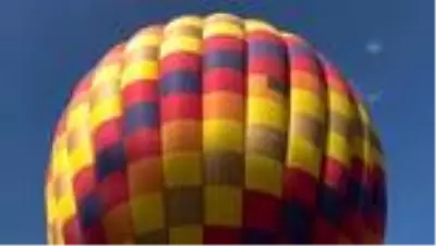 Başkentte sıcak hava balonuyla bayram coşkusu
