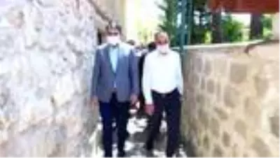 Çevre ve Şehircilik Bakanı Murat Kurum'dan vatandaşlara bayram ziyareti Çevre ve Şehircilik Bakanı Murat Kurum'dan vatandaşlara bayram ziyareti