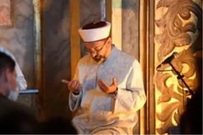Diyanet İşleri Başkanı Erbaş, Ayasofya-i Kebir Cami-i Şerifi'nde bayram hutbesi irad etti Diyanet İşleri Başkanı Erbaş, Ayasofya-i Kebir Cami-i Şerifi'nde bayram hutbesi irad etti