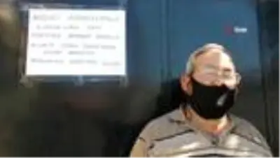 Evinin kapısına astığı yazıyla misafirleri geri çevirdi Evinin kapısına astığı yazıyla misafirleri geri çevirdi