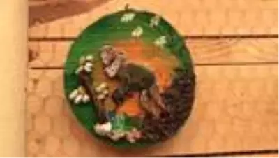 Kaleiçi esnafı, taş ve ağaç parçalarını sanat eserine dönüştürüyor Kaleiçi esnafı, taş ve ağaç parçalarını sanat eserine dönüştürüyor