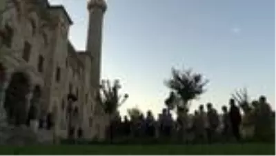 Milli Savunma Bakanı Akar, Kurban Bayramı namazını Selimiye Camisi'nde kıldı Milli Savunma Bakanı Akar, Kurban Bayramı namazını Selimiye Camisi'nde kıldı