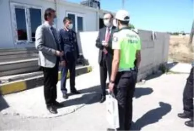 Protokolden güvenlik güçlerine bayram ziyareti Protokolden güvenlik güçlerine bayram ziyareti