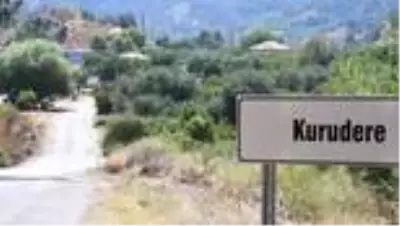 Salgın nedeniyle misafir kabul etmediğini kapısına astığı yazıyla duyurdu Salgın nedeniyle misafir kabul etmediğini kapısına astığı yazıyla duyurdu