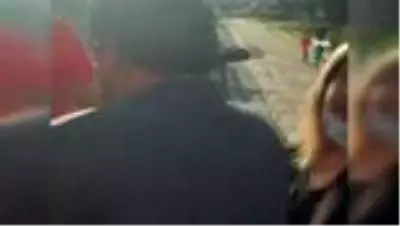 Taksici ile müşteri arasındaki indi bindi kavgası kamerada Taksici ile müşteri arasındaki indi bindi kavgası kamerada