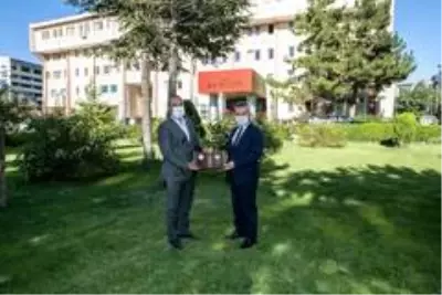 Vali Bilmez şehit aileleri dernek başkanlarıyla buluştu Vali Bilmez şehit aileleri dernek başkanlarıyla buluştu
