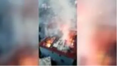 Yangın sonucu 2 ev kullanılamaz hale geldi Yangın sonucu 2 ev kullanılamaz hale geldi