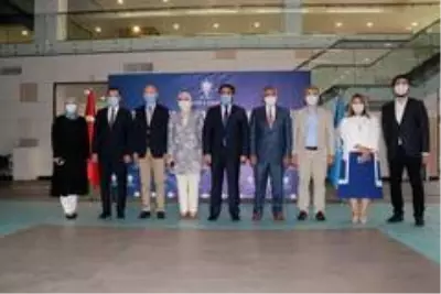 AK Parti Balıkesir İl Başkanlığı bayramlaşmada buluştu AK Parti Balıkesir İl Başkanlığı bayramlaşmada buluştu