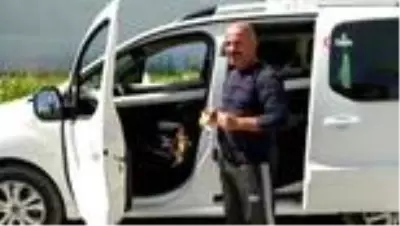 Aracına 'Kurban etleri' için borularla soğutma sistemi kurdu Aracına 'Kurban etleri' için borularla soğutma sistemi kurdu