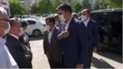 Bakan Kurum, Seydişehir'de incelemelerde bulundu Bakan Kurum, Seydişehir'de incelemelerde bulundu