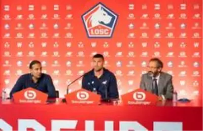 Burak Yılmaz: 'Önce kendimi sonra da bana güvenenleri mahcup etmek istemiyorum' Burak Yılmaz: 'Önce kendimi sonra da bana güvenenleri mahcup etmek istemiyorum'