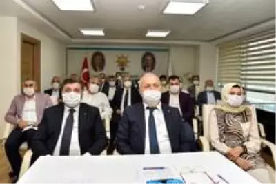 Cumhurbaşkanı Erdoğan'a fındık teşekkürü Cumhurbaşkanı Erdoğan'a fındık teşekkürü