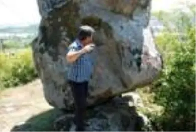 Son dakika haber! Dik duran kaya şaşırtıyor Son dakika haber! Dik duran kaya şaşırtıyor