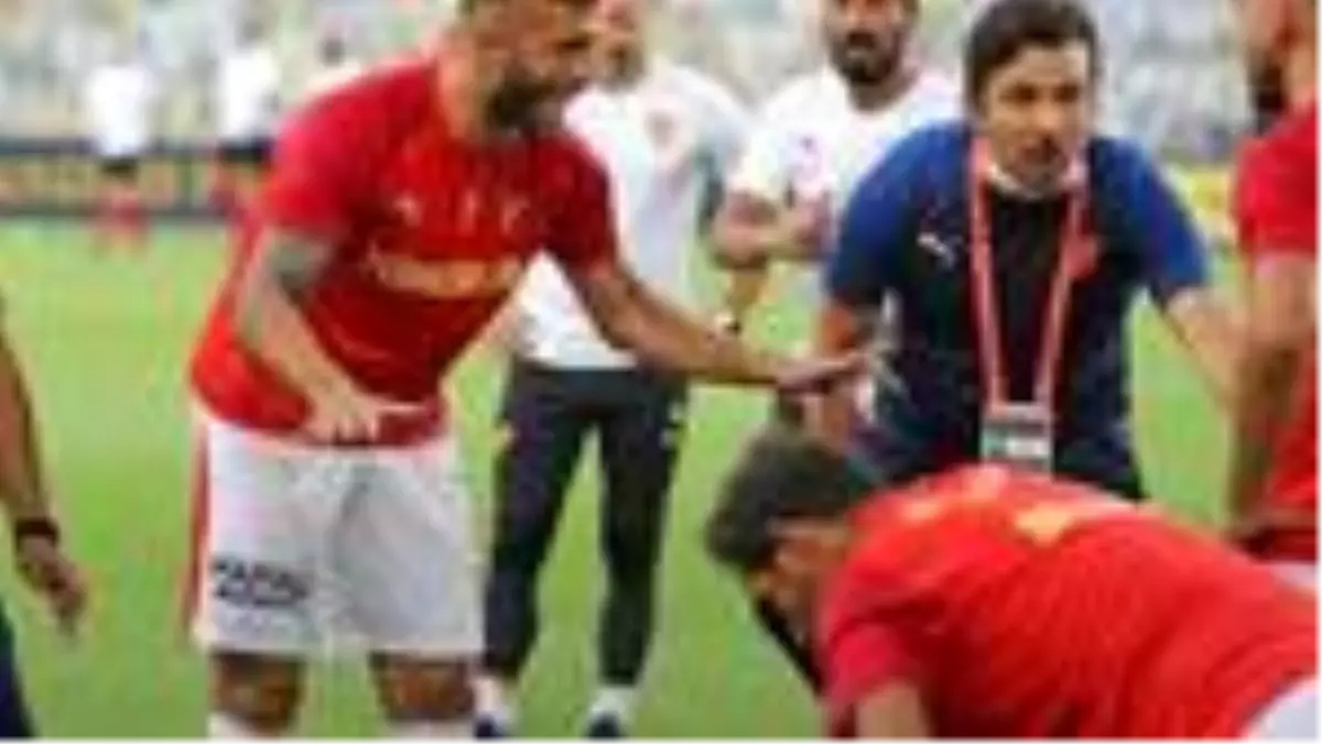 Fenebahçe Alpaslan Öztürk'le anlaştı