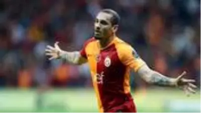 Galatasaray, Maicon’u 1 milyon 430 bin euroya El-Nassr’a sattı