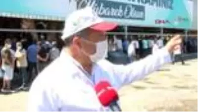 İSTANBUL Bahçelievler'de koronavirüs tedbirli kurban kesimi İSTANBUL Bahçelievler'de koronavirüs tedbirli kurban kesimi
