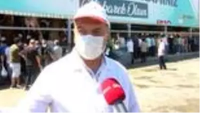 İSTANBUL Bahçelievler'de koronavirüs tedbirli kurban kesimi İSTANBUL Bahçelievler'de koronavirüs tedbirli kurban kesimi