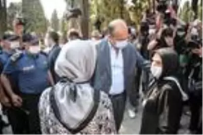 İstanbul Emniyet Müdürü Aktaş Polis Şehitliği'ni ziyaret etti İstanbul Emniyet Müdürü Aktaş Polis Şehitliği'ni ziyaret etti