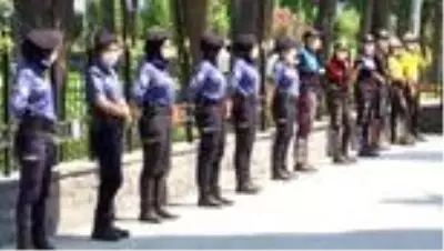 İstanbul İl Emniyet teşkilatından Polis Şehitliği'ne bayram ziyareti