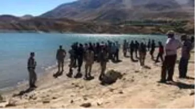 Malatya'da serinlemek için baraj gölüne giren bir kişi boğuldu Malatya'da serinlemek için baraj gölüne giren bir kişi boğuldu